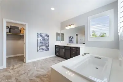 3038 Hushed Sonnet Avenue, Henderson, NV 89044 Primary Bathroom