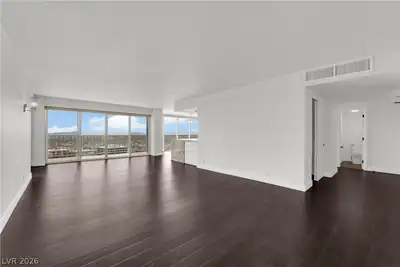 3111 Bel Air Drive 18F Living Room