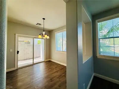 1287 Horizon Village Avenue Dining Area