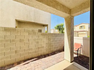 1287 Horizon Village Avenue Patio