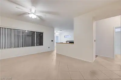 1664 Black Fox Canyon Road Living Room