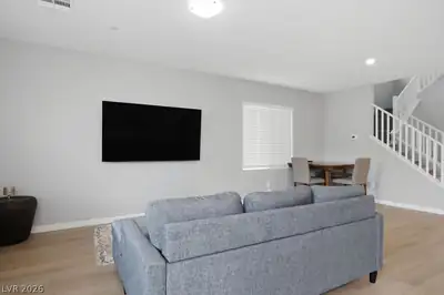 9829 Adrian Peak Street, Las Vegas, NV 89143 