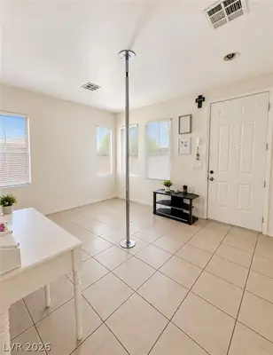 9834 Mandrake Falls Street, Las Vegas, NV 89178 Entrance Foyer