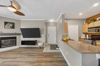 2900 Sunridge Heights Parkway 625 