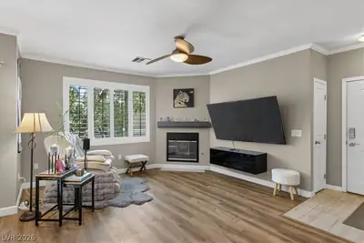 2900 Sunridge Heights Parkway 625 