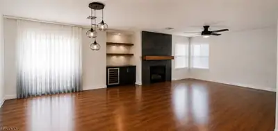 1830 Box Springs Avenue, North Las Vegas, NV 89031 Living Room