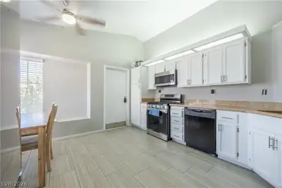 2681 Prairie Dunes Drive, Las Vegas, NV 89142 Kitchen