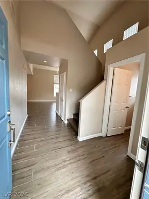 2024 Shining Feather Lane, Las Vegas, NV 89134 Entry
