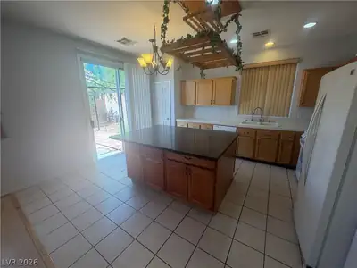 10933 NAPA RIDGE Drive, Las Vegas, NV 89144 Kitchen