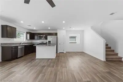 5937 Swift Lariat Street Kitchen