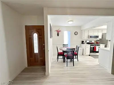 1405 Vegas Valley Drive 206, Las Vegas