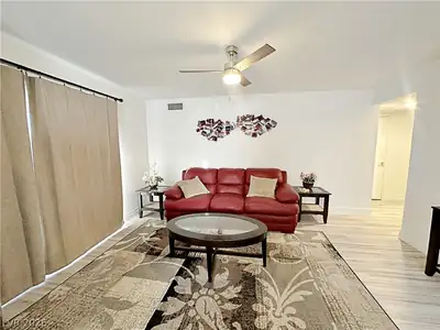 1405 Vegas Valley Drive 206 Living Room