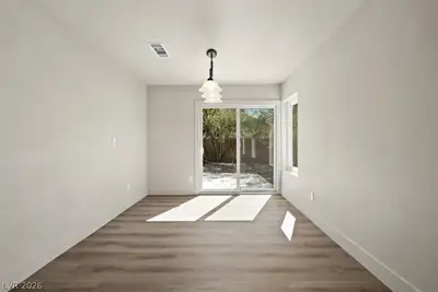 7050 Wine River Drive Dining Area
