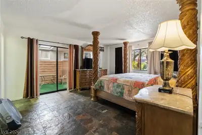 3198 El Cedro Circle Bedroom