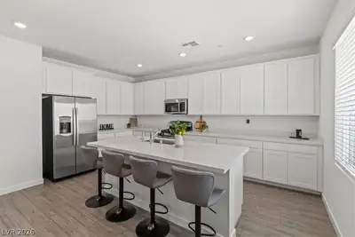 541 Preston Crest Street, Henderson, NV 89011 Kitchen