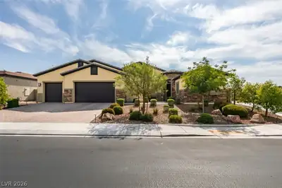 7012 Arabian Ridge Street Las Vegas, NV 89131