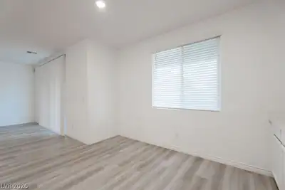 6822 Greensmen Avenue Dining Area