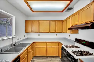 2348 Beaver Bay Court, Las Vegas, NV 89156 Kitchen