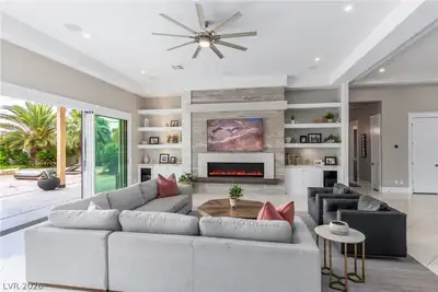 7270 Loma Alta Circle, Las Vegas