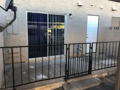 585 Sellers Place, Henderson, NV 89011 Patio