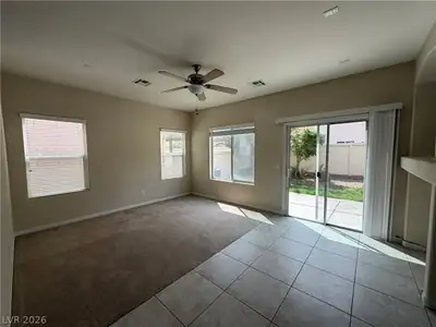 5553 Chapin Mesa Avenue Living Room
