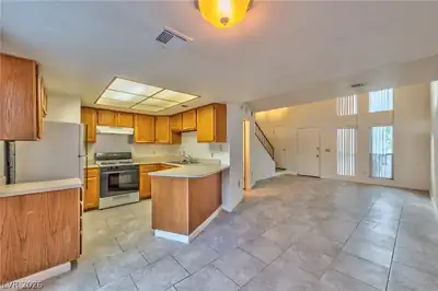 587 Sellers Place Kitchen