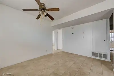 140 Kola Street, Henderson, NV 89015 Dining Area