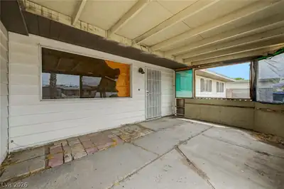 140 Kola Street, Henderson, NV 89015 Patio