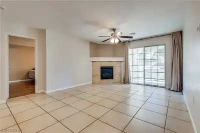 8452 Boseck Drive 130 Living Room