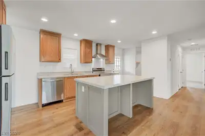 468 West Ingram Avenue Kitchen