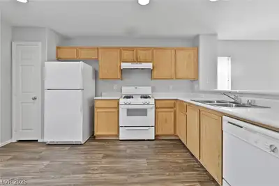 3610 American Pie Court, Las Vegas, NV 89129 Kitchen