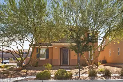 2352 Via Alicante, Henderson, NV 89044 Front of Structure