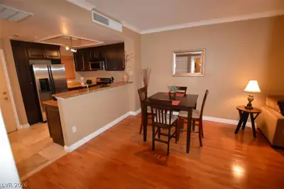 260 East FLAMINGO Road 335 Dining Area