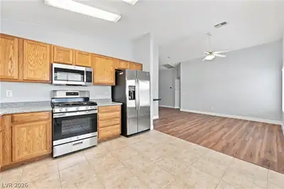 6060 Allred Place 101, Henderson, NV 89011 Kitchen