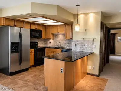 8410 Eldora Avenue 2086 Kitchen