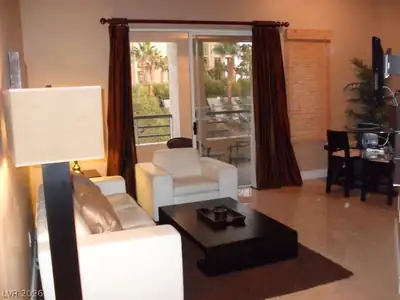 260 East FLAMINGO Road 329 Living Room