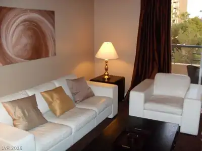 260 East FLAMINGO Road 329 Living Room