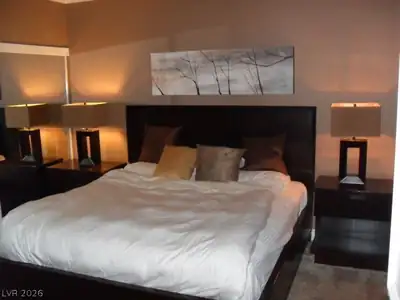 260 East FLAMINGO Road 329 Bedroom