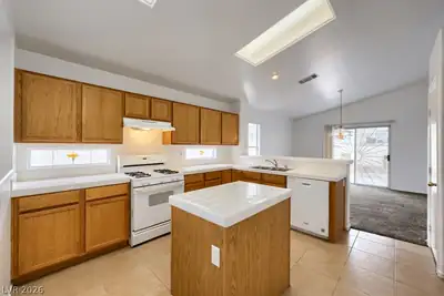 976 Skyforest Drive, Henderson, NV 89011 Kitchen