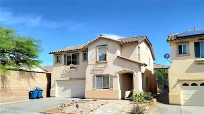 8344 Golden Cypress Avenue, Las Vegas, NV 89117 Front of Structure