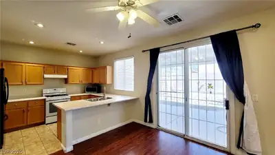 8344 Golden Cypress Avenue, Las Vegas, NV 89117 Dining Area