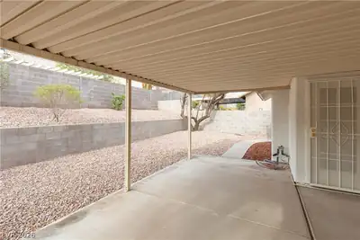424 Mountain Top Court Patio