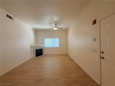 10245 South Maryland Parkway 241, Las Vegas, NV 89183 