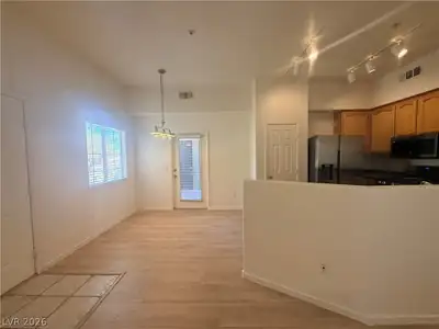 10245 South Maryland Parkway 241, Las Vegas, NV 89183 
