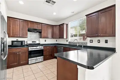 5432 West Pipers Meadow Court Kitchen