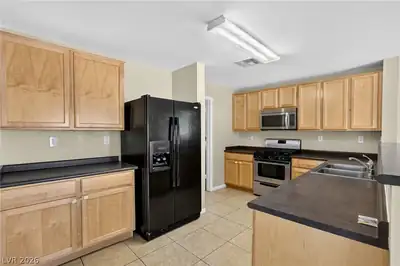 9210 VALLEY RANCH Avenue, Las Vegas, NV 89178 Kitchen