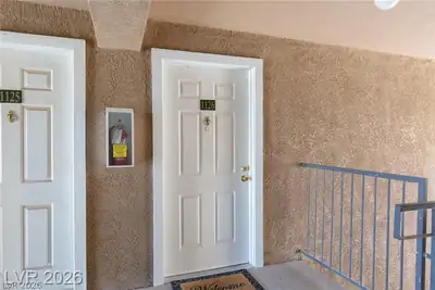 231 West Horizon Ridge Parkway 1126 Entry