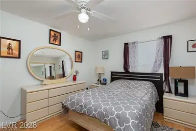 231 West Horizon Ridge Parkway 1126 Bedroom