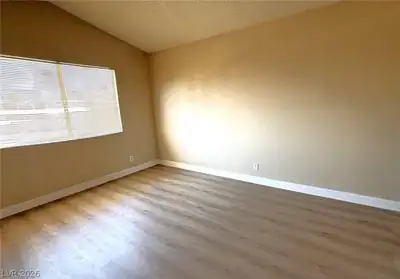 7013 BROWN DERBY Circle 0 Bedroom