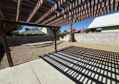 7013 BROWN DERBY Circle 0 Yard